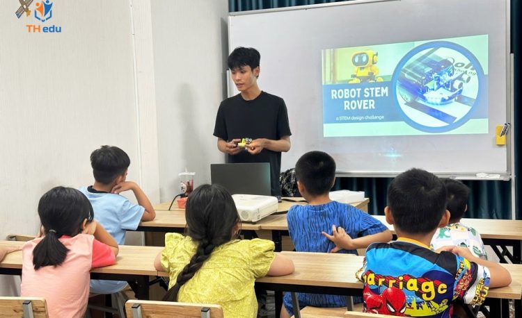 THedu khai giảng khóa Đồng hành hè 2025