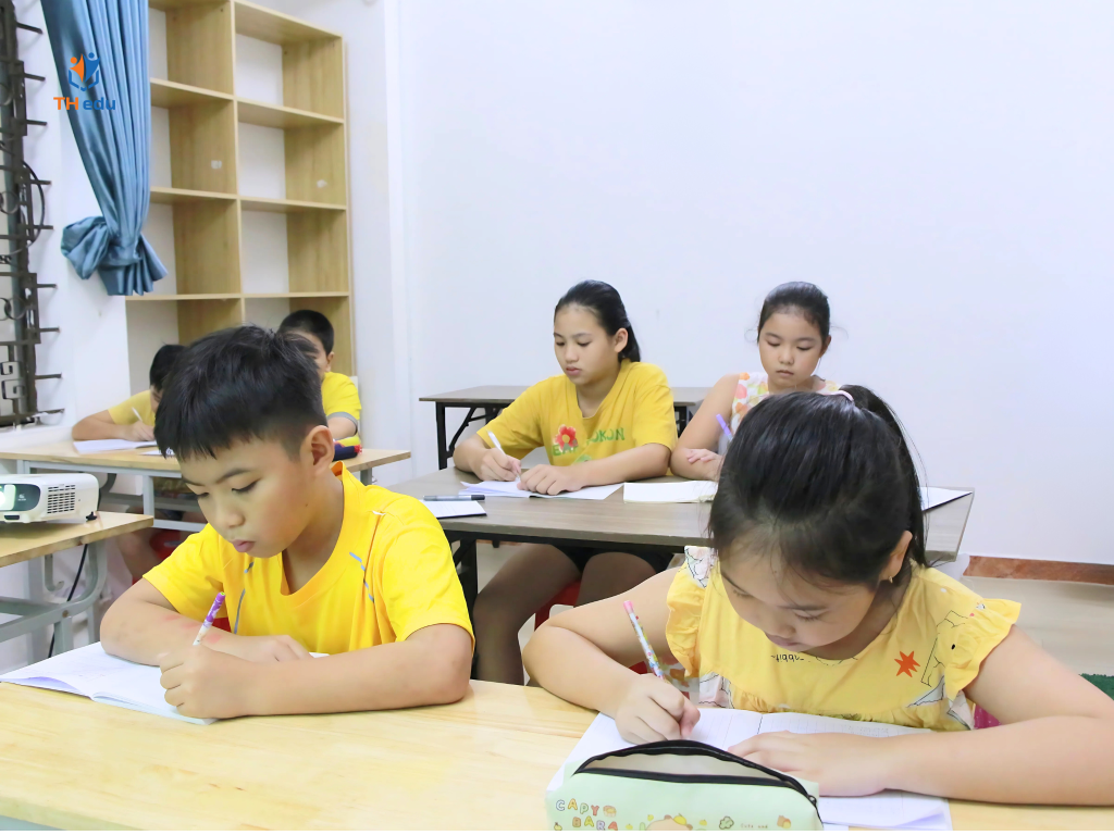 PRE - SEED: KHÓA TIẾNG ANH NỀN TẢNG DÀNH CHO HỌC SINH TIỂU HỌC