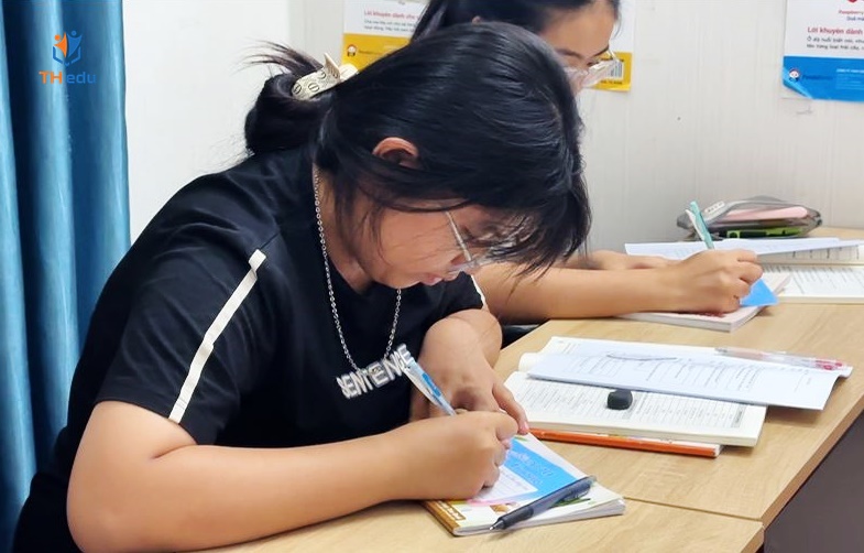 Phụ huynh THedu chịu “chill” đưa con đi học gần 20km/chiều mỗi ngày