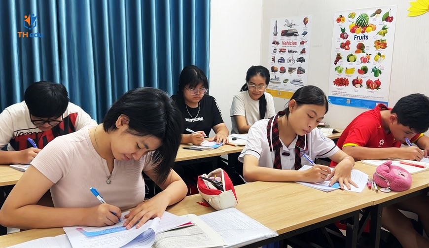 Phụ huynh THedu chịu “chill” đưa con đi học gần 20km/chiều mỗi ngày